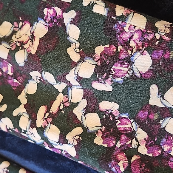 banana republic size 2s sloan pants. - Picture 4 of 4